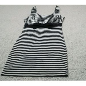 FOREVER 21 black striped dress size S
